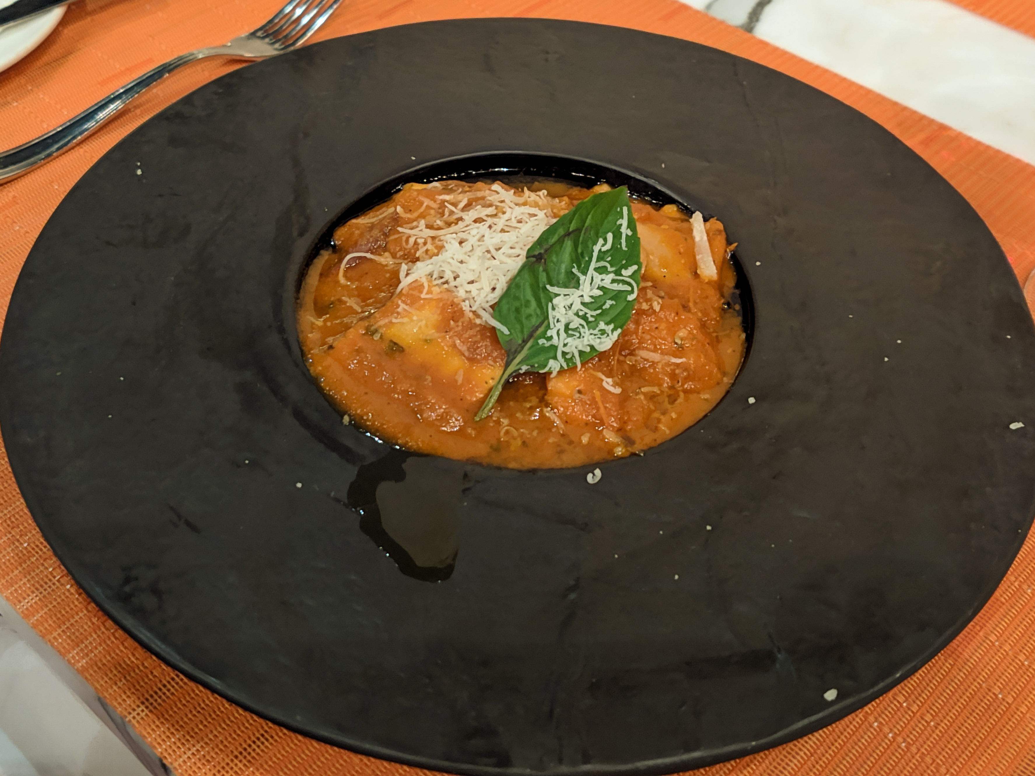 00000IMG_00000_BURST20190804195233564_COVER